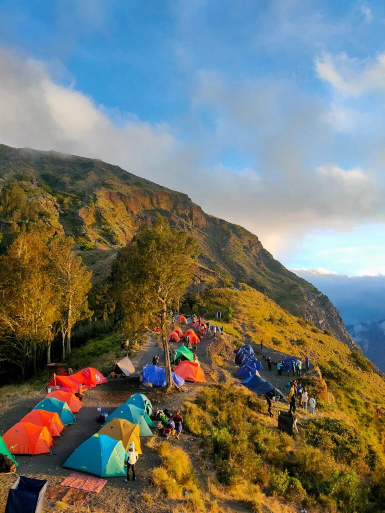 Rinjani Trekking 3 Days