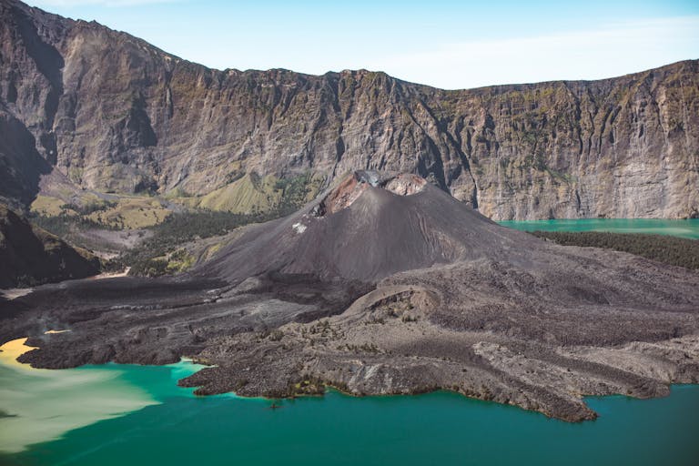 rinjani climbing closed